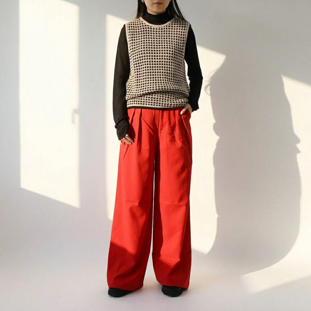 Max Mara ベスト ブラック系 ニットベスト 鍵編み 29356021