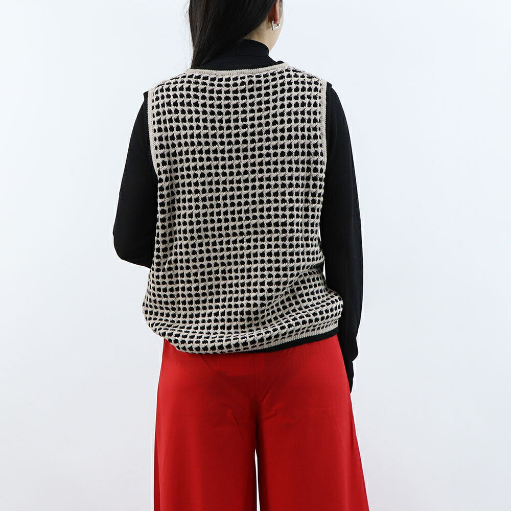 Max Mara ベスト ブラック系 ニットベスト 鍵編み 29356021
