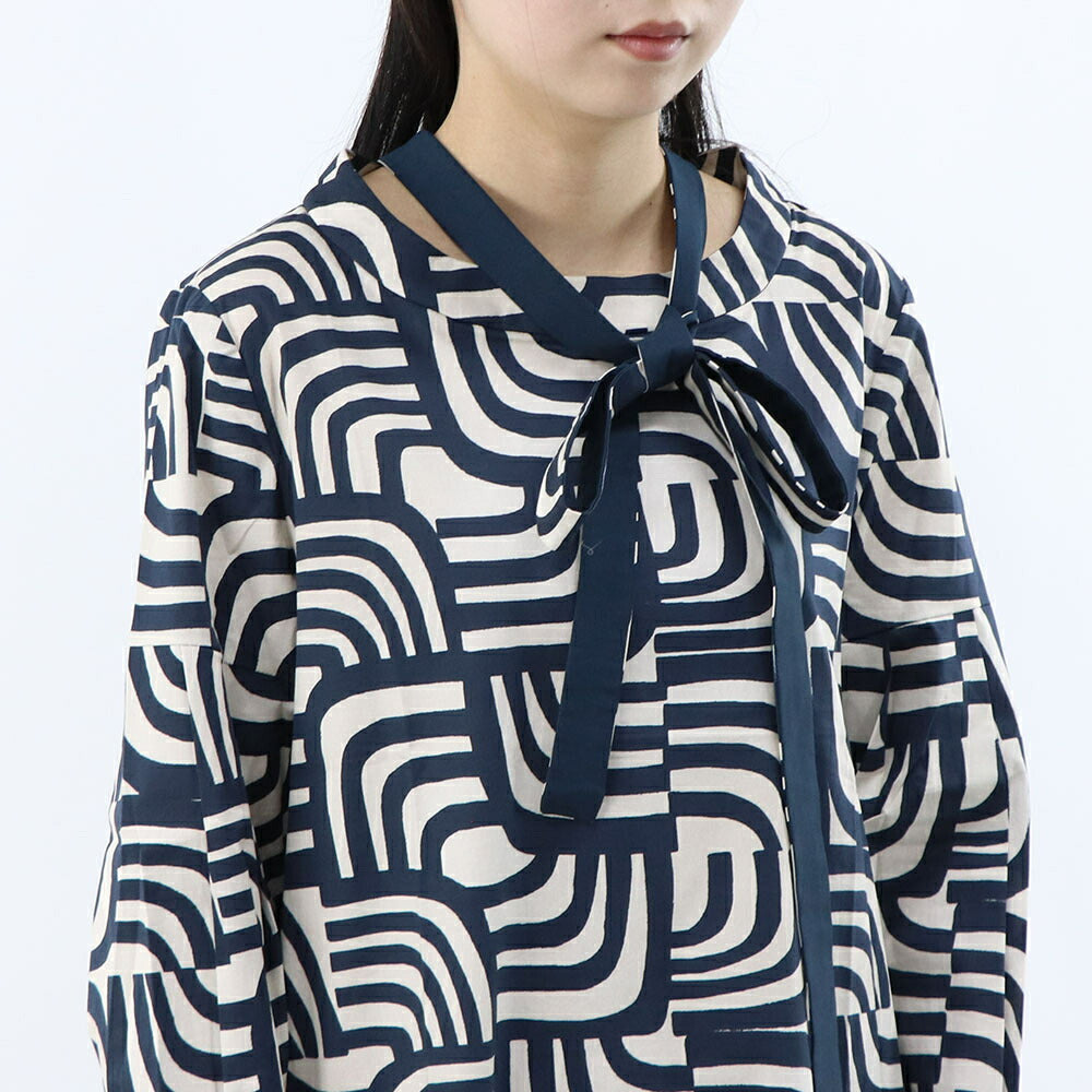 Max Mara ワンピース ネイビー Aライン ボウタイ 幾何学模様 19221233