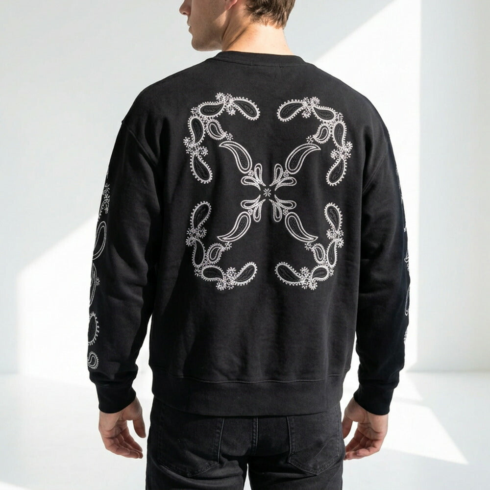 Off-White トレーナー BLACK バンダナアロー バックプリント OMBA054S24FLE0021001