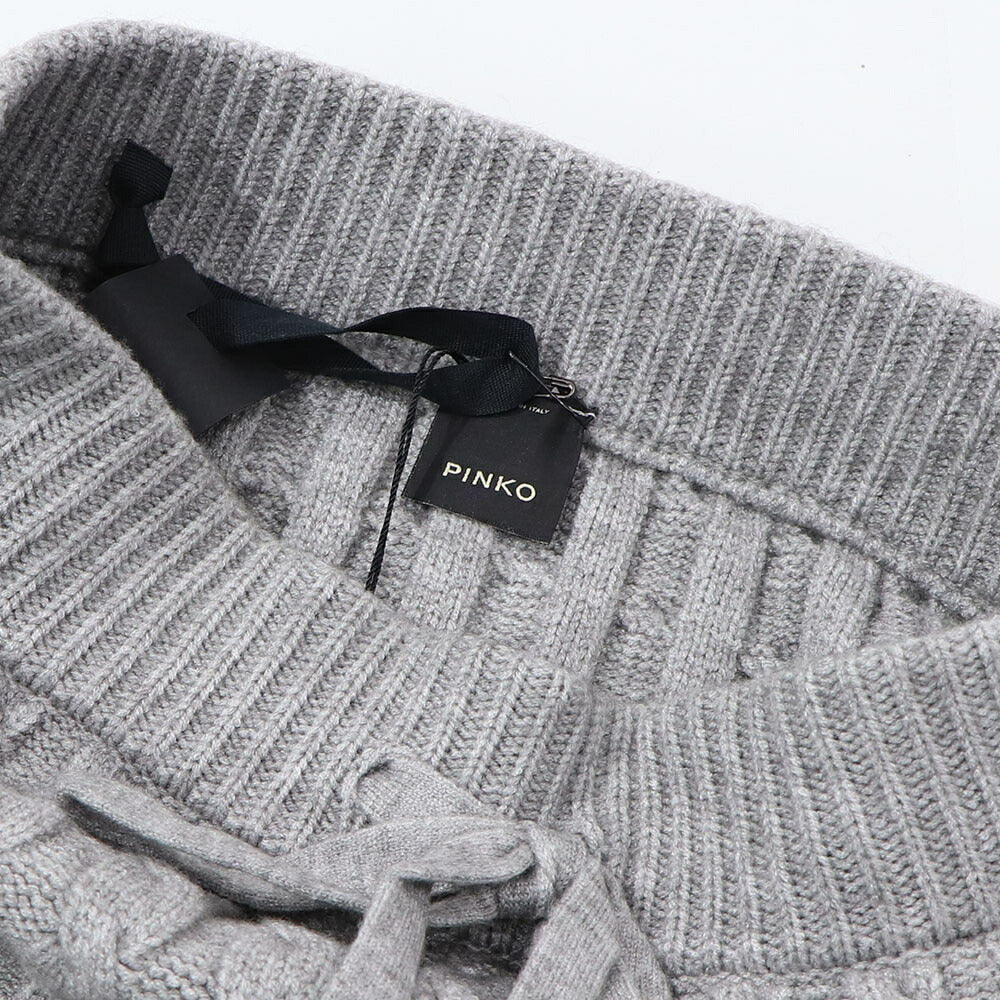PINKO  ミニスカート   グレー ニットミニスカート ミニミニスカート ケーブル編み ダメージ加工 1G1671-Y79B