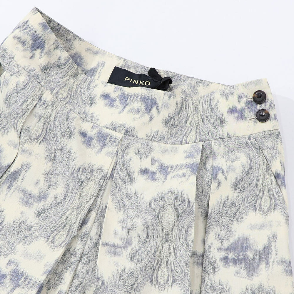 PINKO  ショートパンツ   ベージュ 柄 ショート丈 プリーツ 1G170E-Y7SL