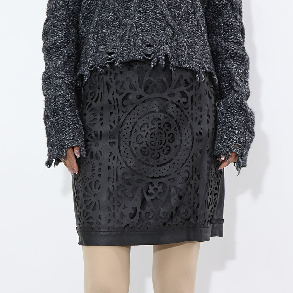 PINKO スカート ブラック 本革 カットワーク 1G175J-Y837