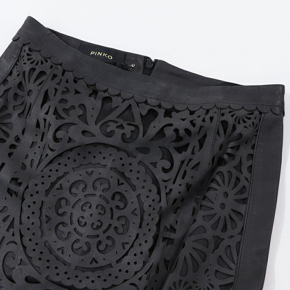 PINKO スカート ブラック 本革 カットワーク 1G175J-Y837