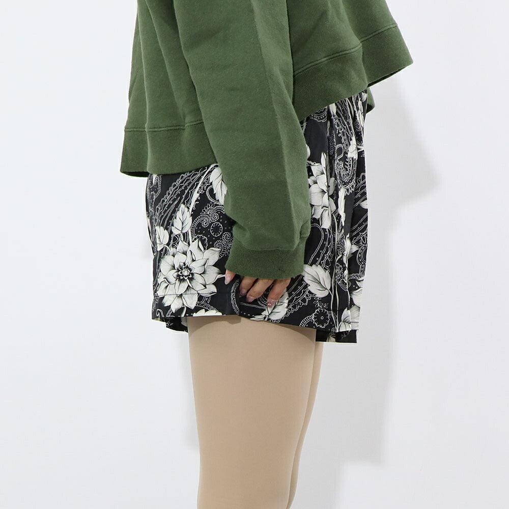 PINKO ショートパンツ ブラック 花柄 モノクロ 1Q10C3-A01E