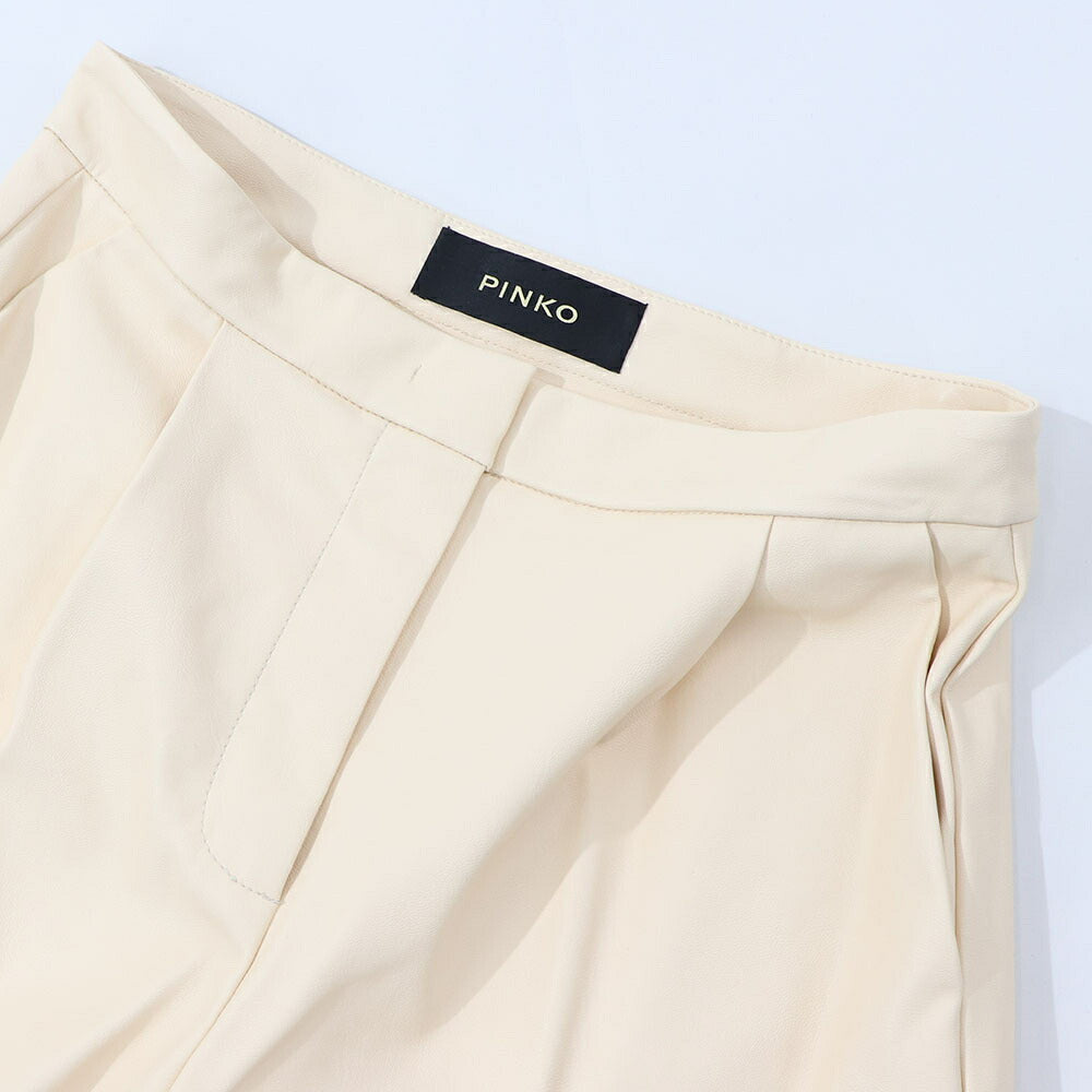 PINKO ショートパンツ ベージュ レザー風 合皮 1G17HS-7105