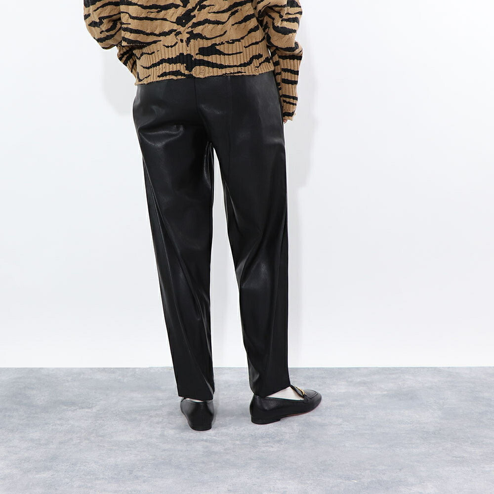 PINKO ロングパンツ ブラック レザー風 100307-7105