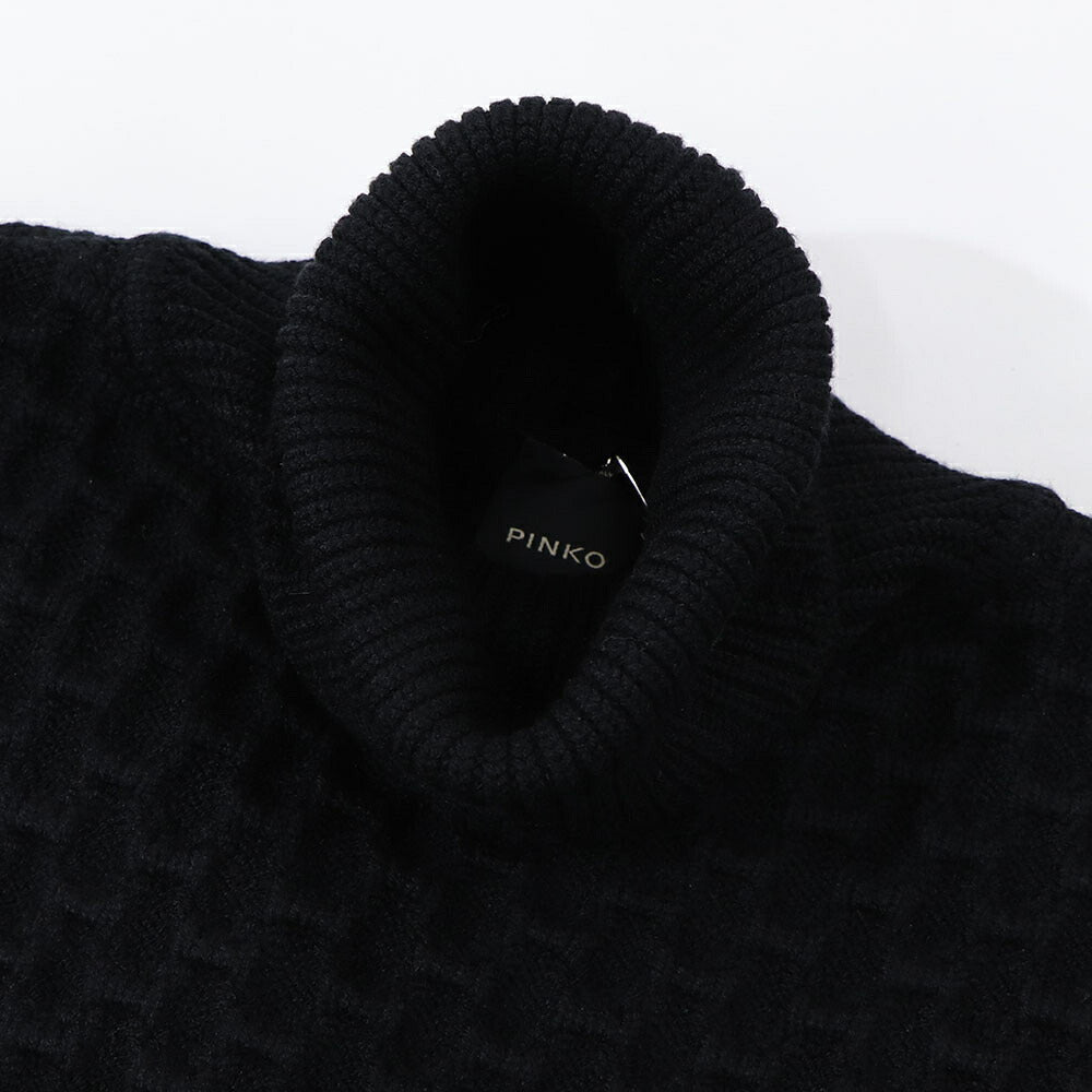 PINKO ブラック タートルネック 1B14X2-Y6QP