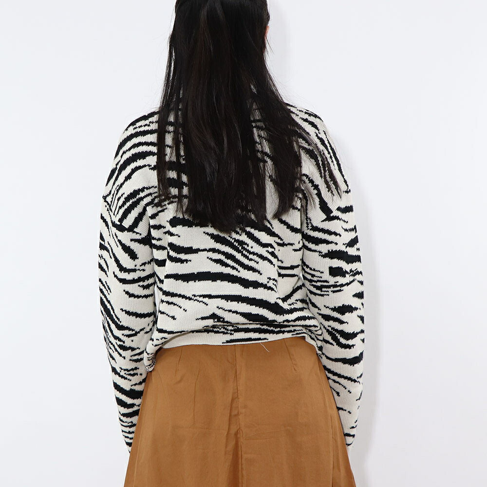 PINKO ニット  ホワイト ゼブラ ロゴ 1G17N2-Y81Z