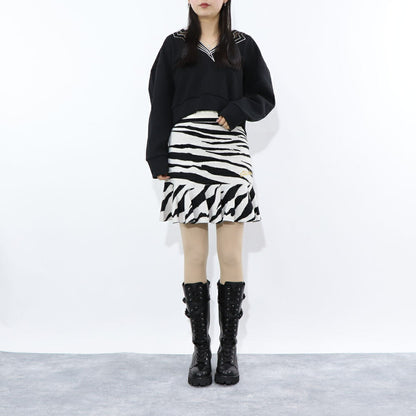 PINKO スウェット  ブラック ショート丈 Vネック 稲妻 100474-A0LQ