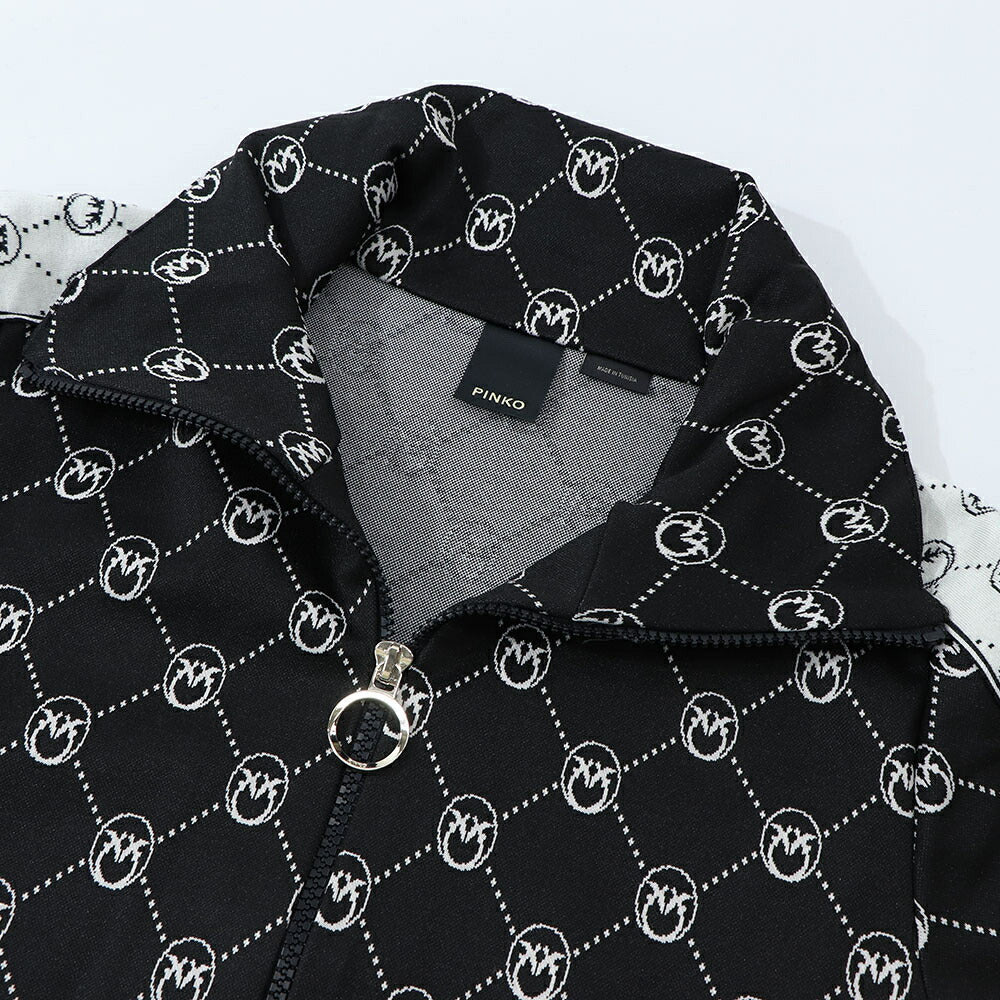 PINKO パーカー ブラック 総柄 ジップアップ 101018-A0U0
