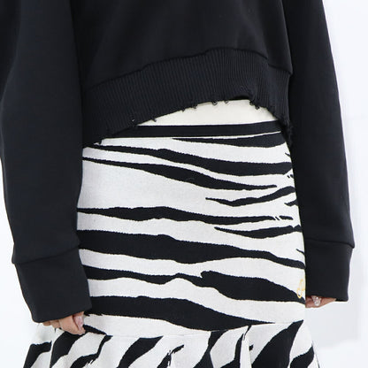 PINKO ホワイト×ブラック ゼブラ柄 ミニスカート ロゴ 刺繍 1G17N4-Y81Y