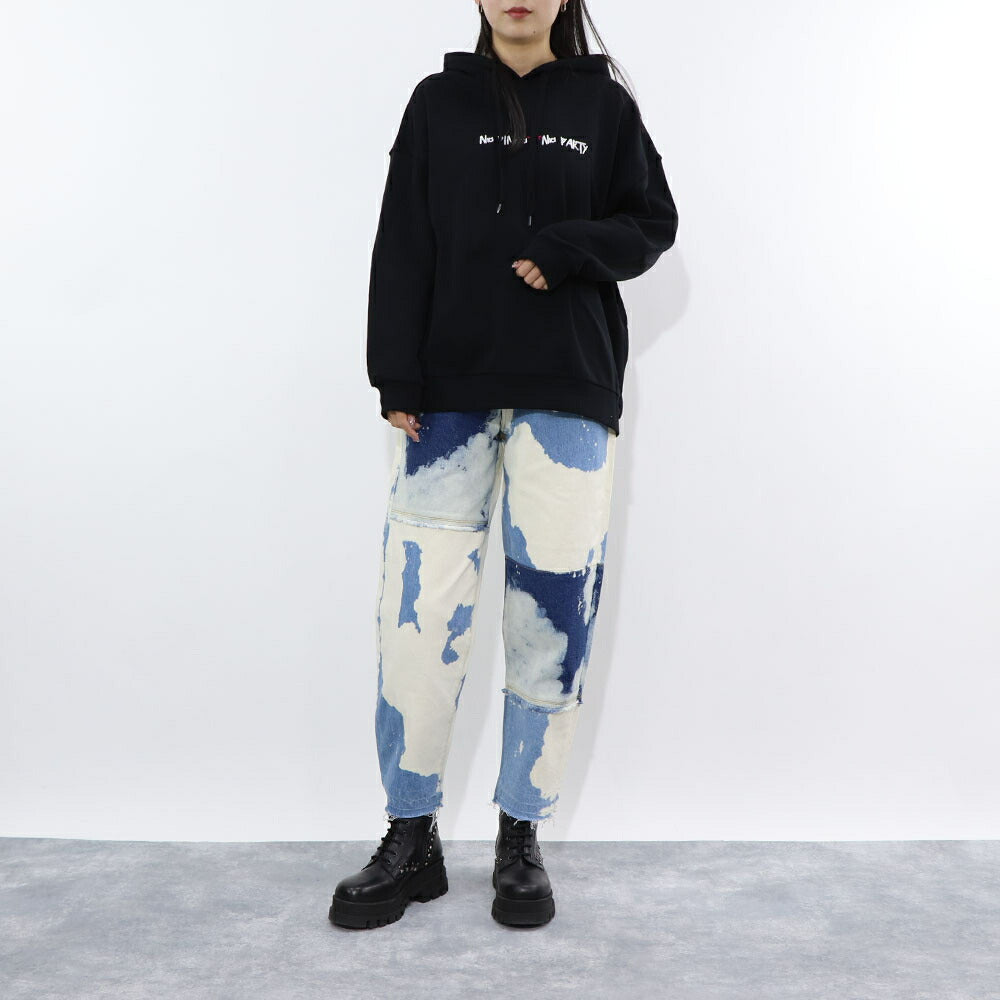 PINKO デニムパンツ ブルー×ホワイト ストレート スパンコール 1J10V9-Y653