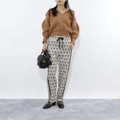 PINKO ロングパンツ ベージュ 柄 ラインパンツ センタープレス 1G172Q-Y7WM