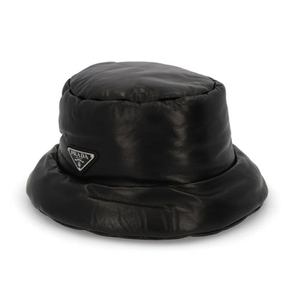 PRADA ブラック ナッパレザー バケットハット ロゴ 1HC248