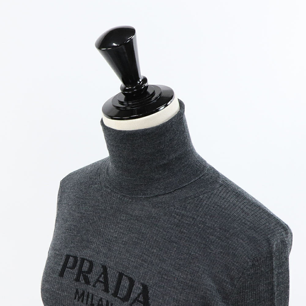 PRADA ニット ブラック タートルネック ロゴ P26445 11C8