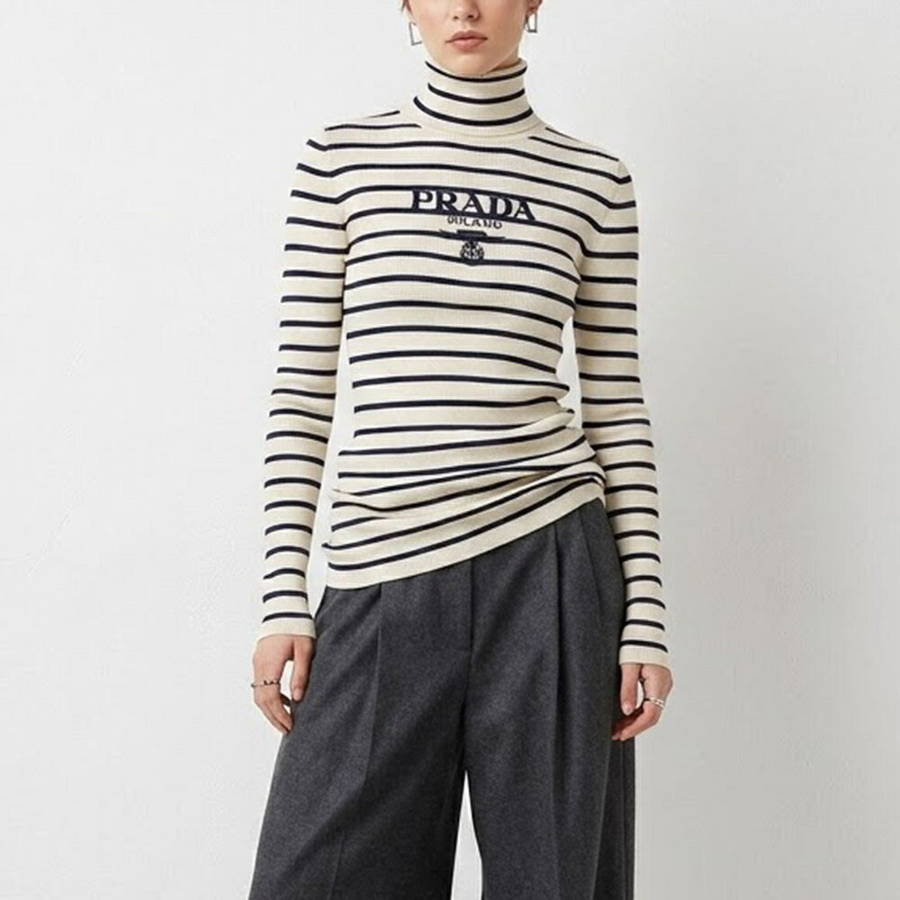 PRADA ニット オフホワイト×ネイビー ボーダー タートルネック P26451 11J5