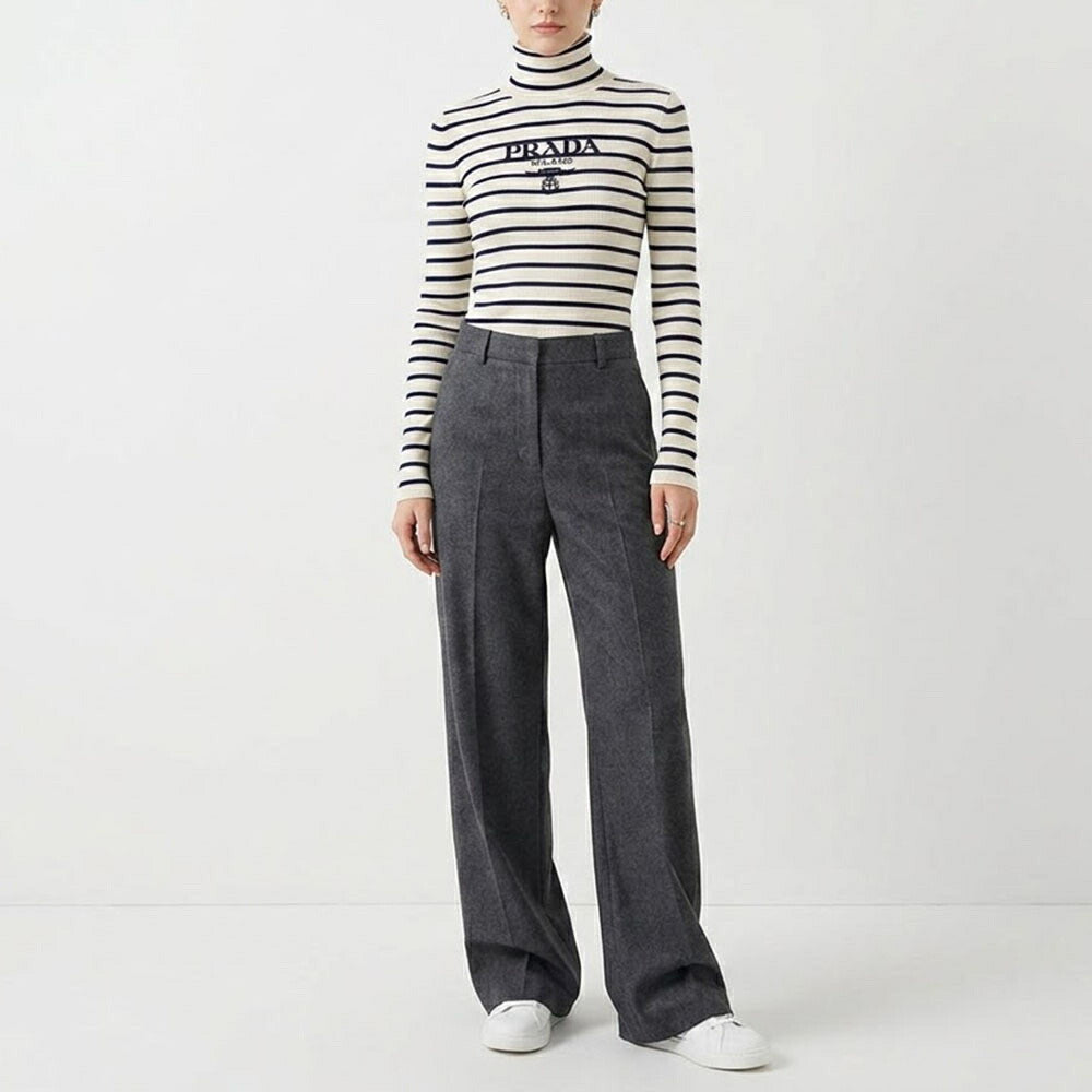 PRADA ニット オフホワイト×ネイビー ボーダー タートルネック P26451 11J5