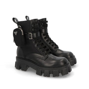 PRADA モノリス ポーチ付 ブラッシュドレザーx Re-Nylon ブーツ ブラック 厚底ブーツ ロゴ ポーチ付き 2UE007 3LFR