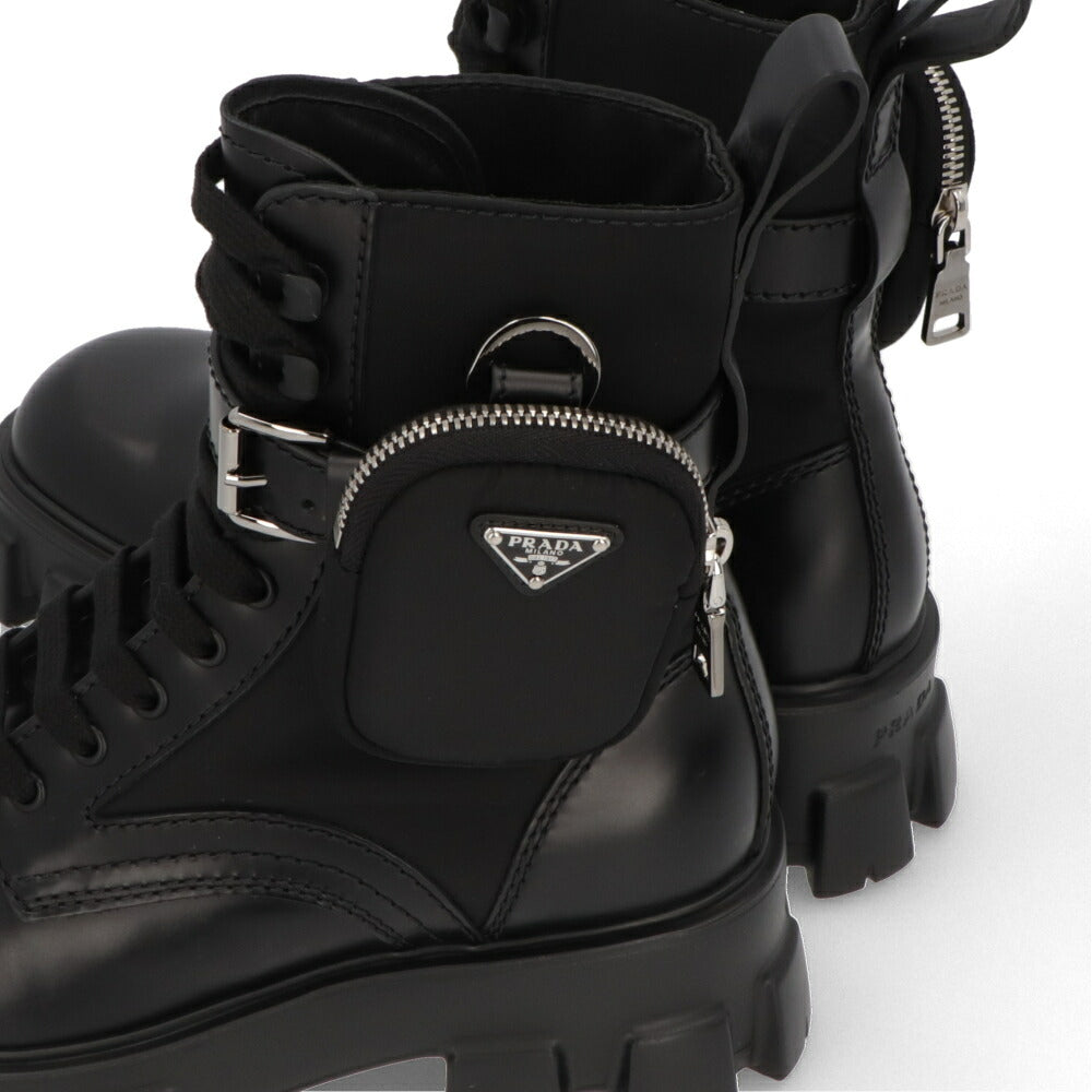 PRADA モノリス ポーチ付 ブラッシュドレザーx Re-Nylon ブーツ ブラック 厚底ブーツ ロゴ ポーチ付き 2UE007 3LFR