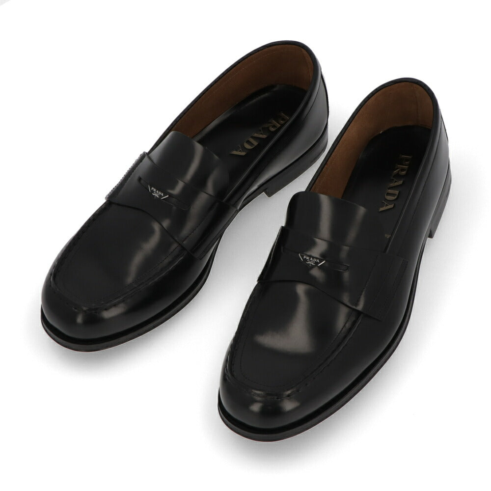 PRADA ブラッシュドレザー ローファー ブラック トライアングルロゴ 2DB201 055