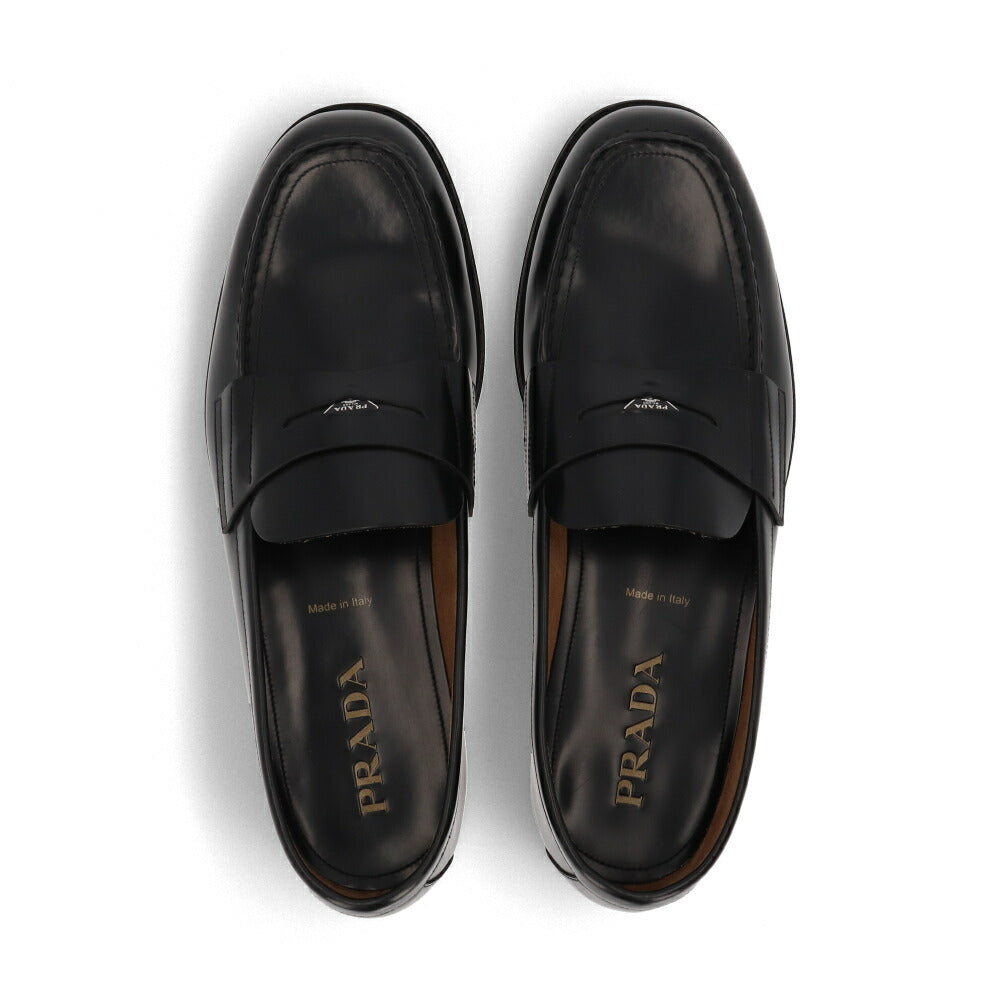 PRADA ブラッシュドレザー ローファー ブラック トライアングルロゴ 2DB201 055