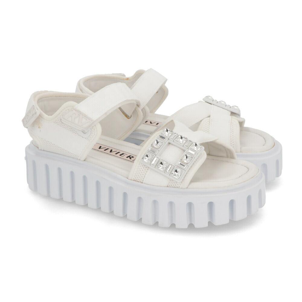 Roger Vivier サンダル ホワイト ストラスバックル ストラップ 軽量 ヒールあり RVW70637560T58