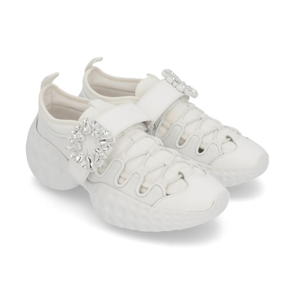 Roger Vivier スニーカー ホワイト トレッキングシューズ ビジューバックル RVW63738940TU4