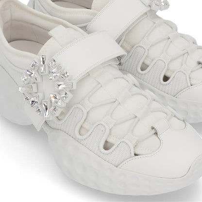 Roger Vivier スニーカー ホワイト トレッキングシューズ ビジューバックル RVW63738940TU4