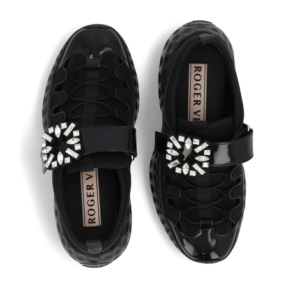 Roger Vivier スニーカー ブラック トレッキングシューズ ビジューバックル RVW63738940TU5