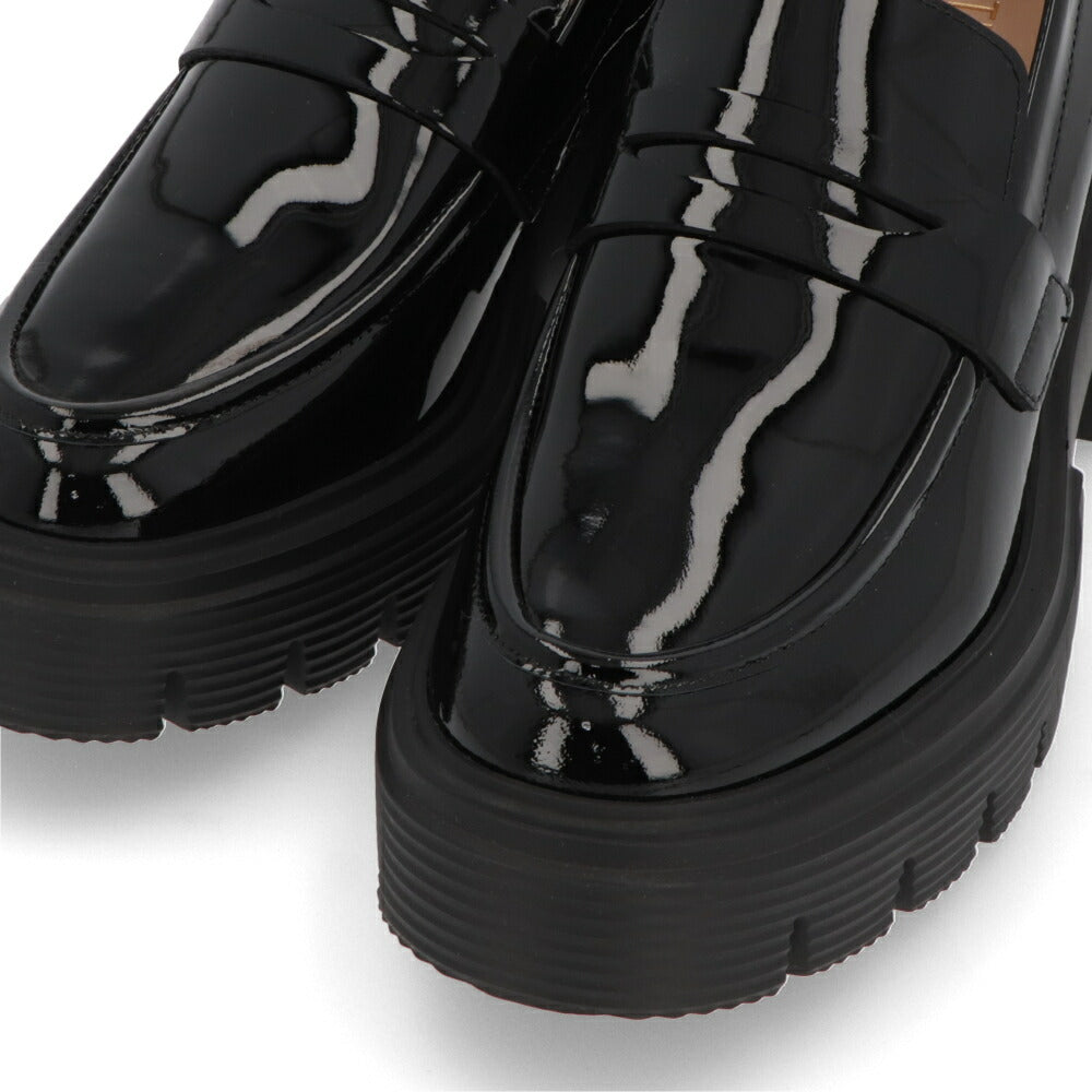 スチュアートワイツマン STUART WEITZMAN シューズ レザーシューズ レディース SOHO LOAFER ブラック パテントレザー 厚底ローファー 無地 シンプル ロゴ ローファー SB814