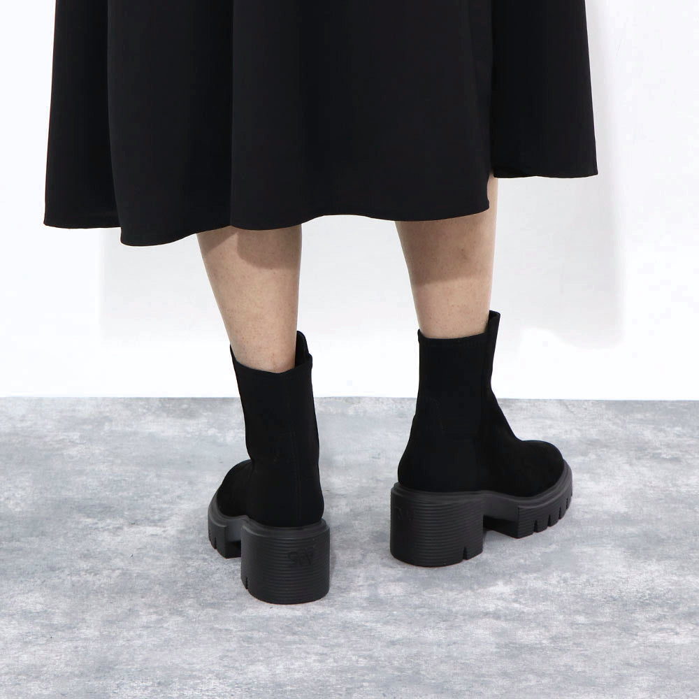 STUART WEITZMAN ショートブーツ 5050 SOHO BOOTIE