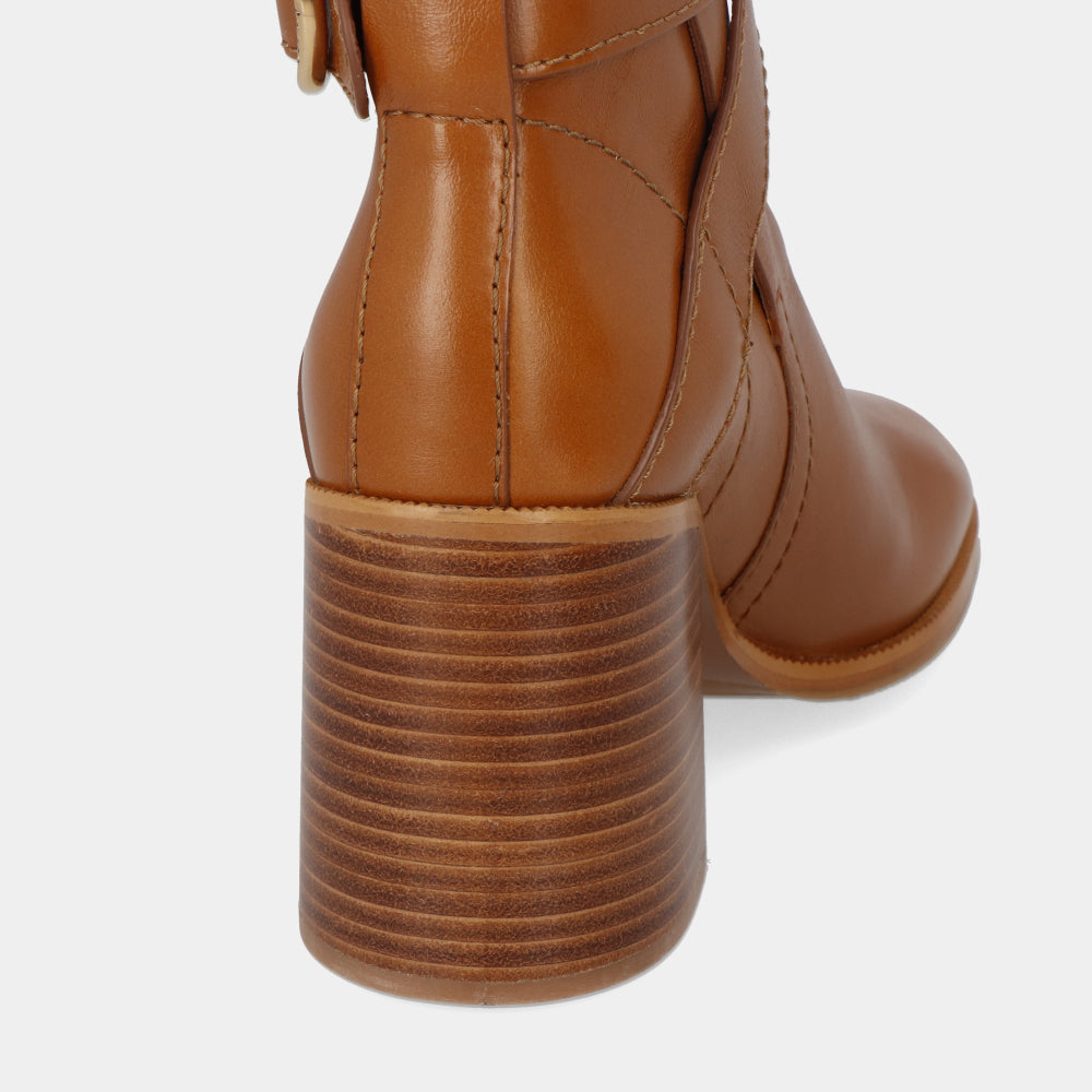 シーバイクロエ SB39160A 13081 533 ブーツ Tan