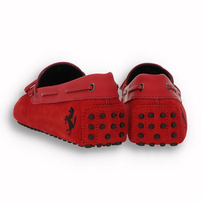 トッズ TOD'S ドライビングシューズ メンズ レザー NEW GOMMINI 122 RICAMO CAVALLINO ORX レッド レザー スエード ゴンミーニ ドライビングシューズ モカシン フェラーリ ロゴ リボン 刺繍