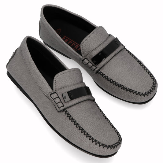 トッズ TODS シューズ レザーシューズ メンズ グレー レザー ゴンミーニ モカシン ドライビングシューズ フェラーリ Ferrari ロゴ
