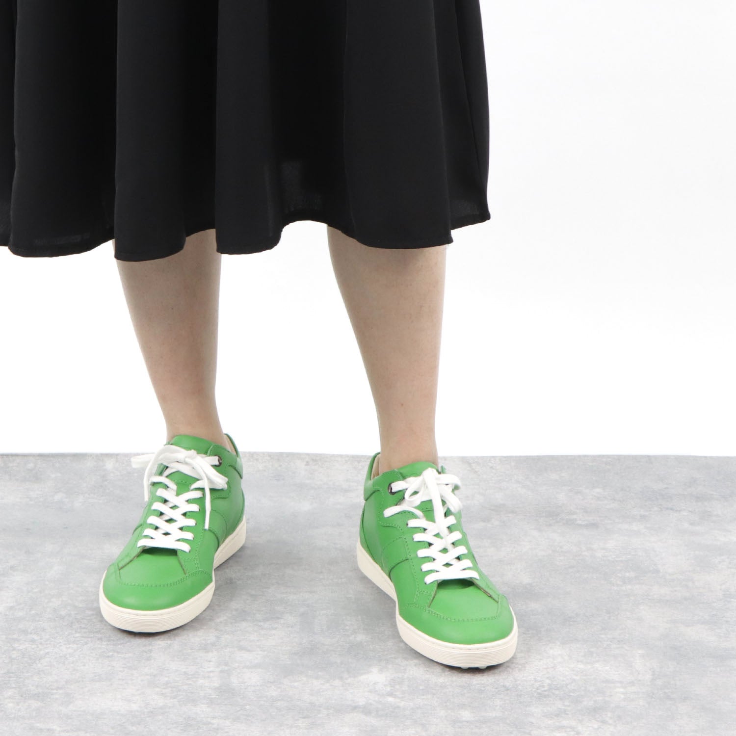 トッズ TOD’S スニーカー グリーン レザー レースアップ
