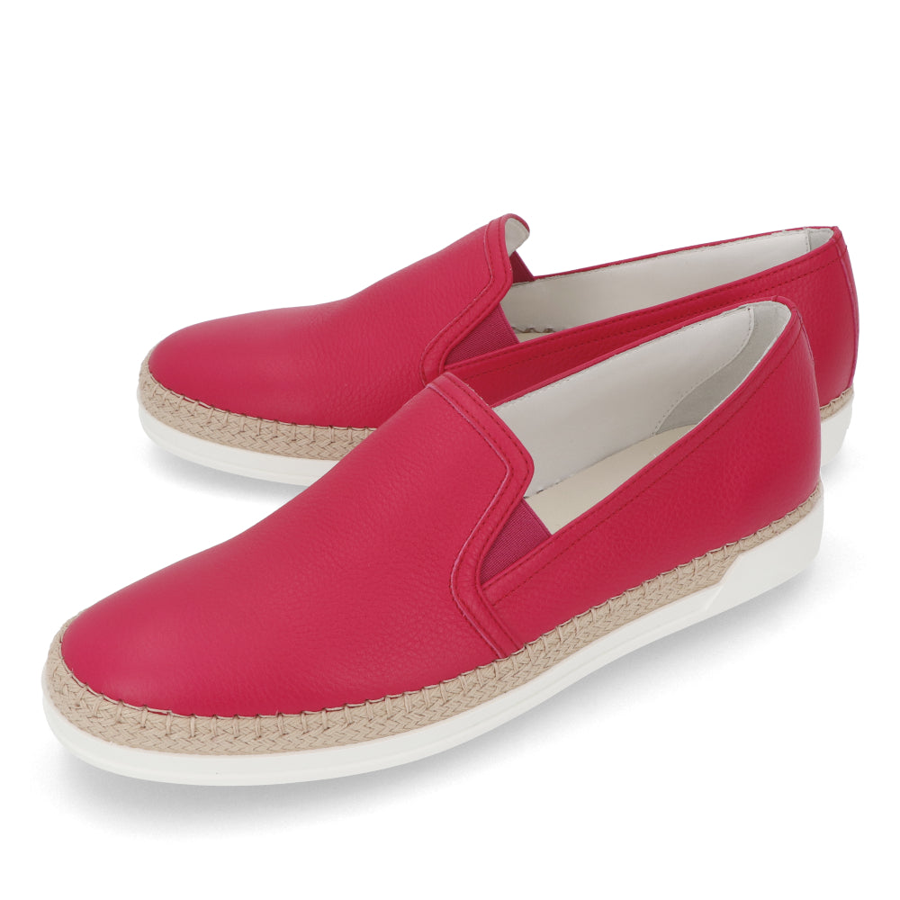 トッズ TOD’S スリッポン レッド ユニセックス