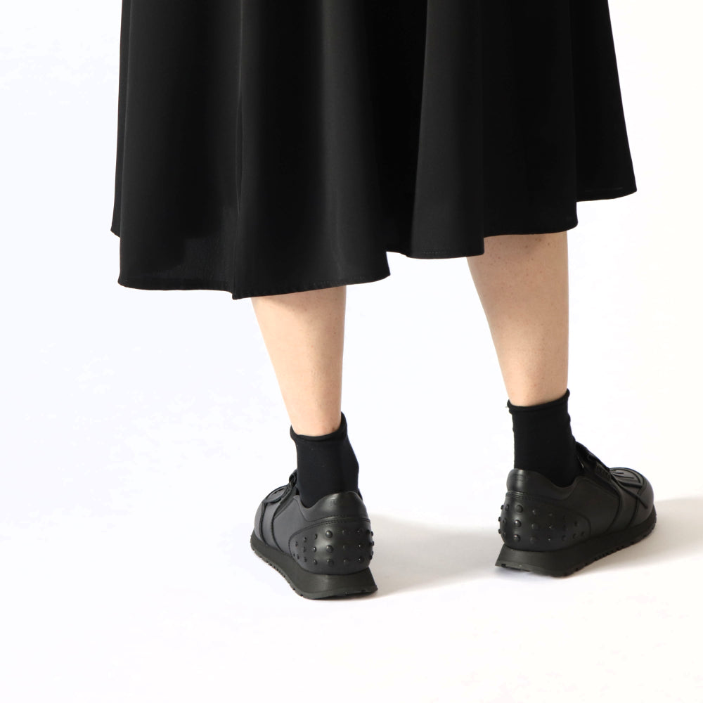 TOD’S スニーカー スリッポン ブラック フリンジ ローカット