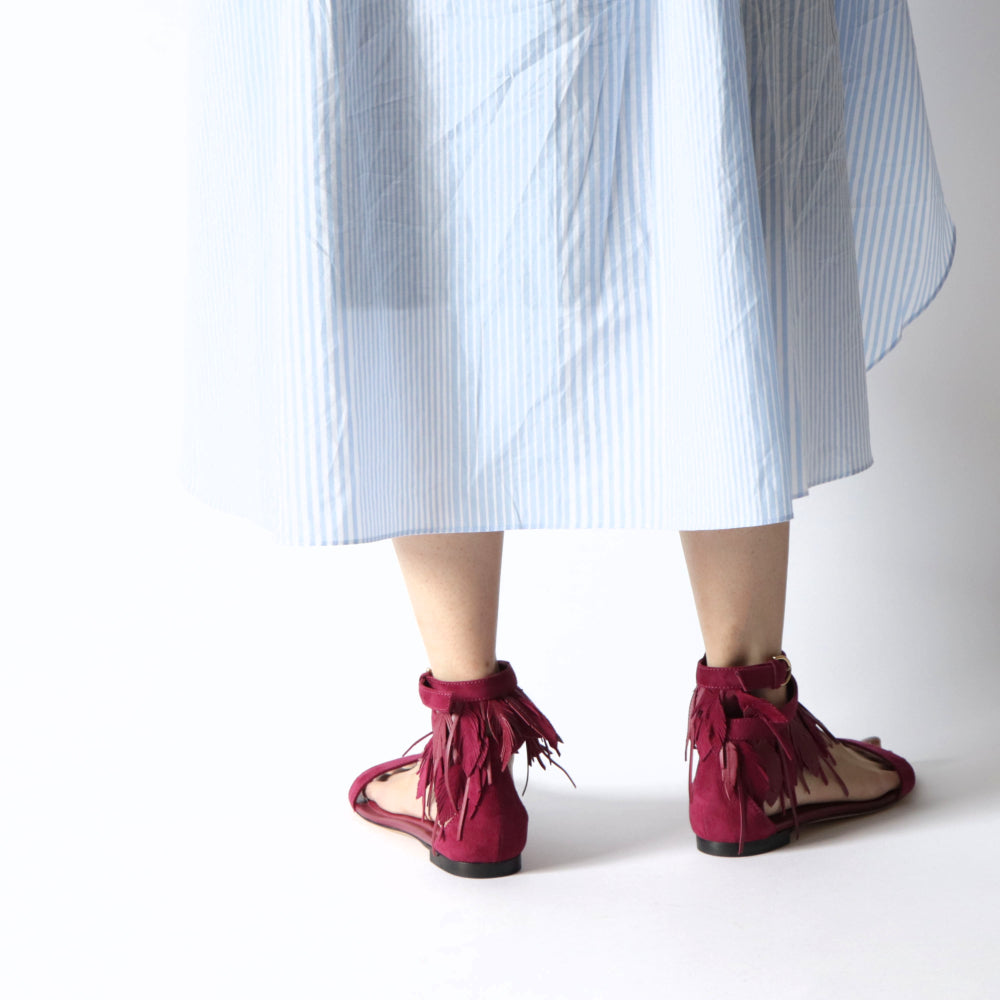 TOD’S フラットサンダル レッド スエード フリンジ付き
