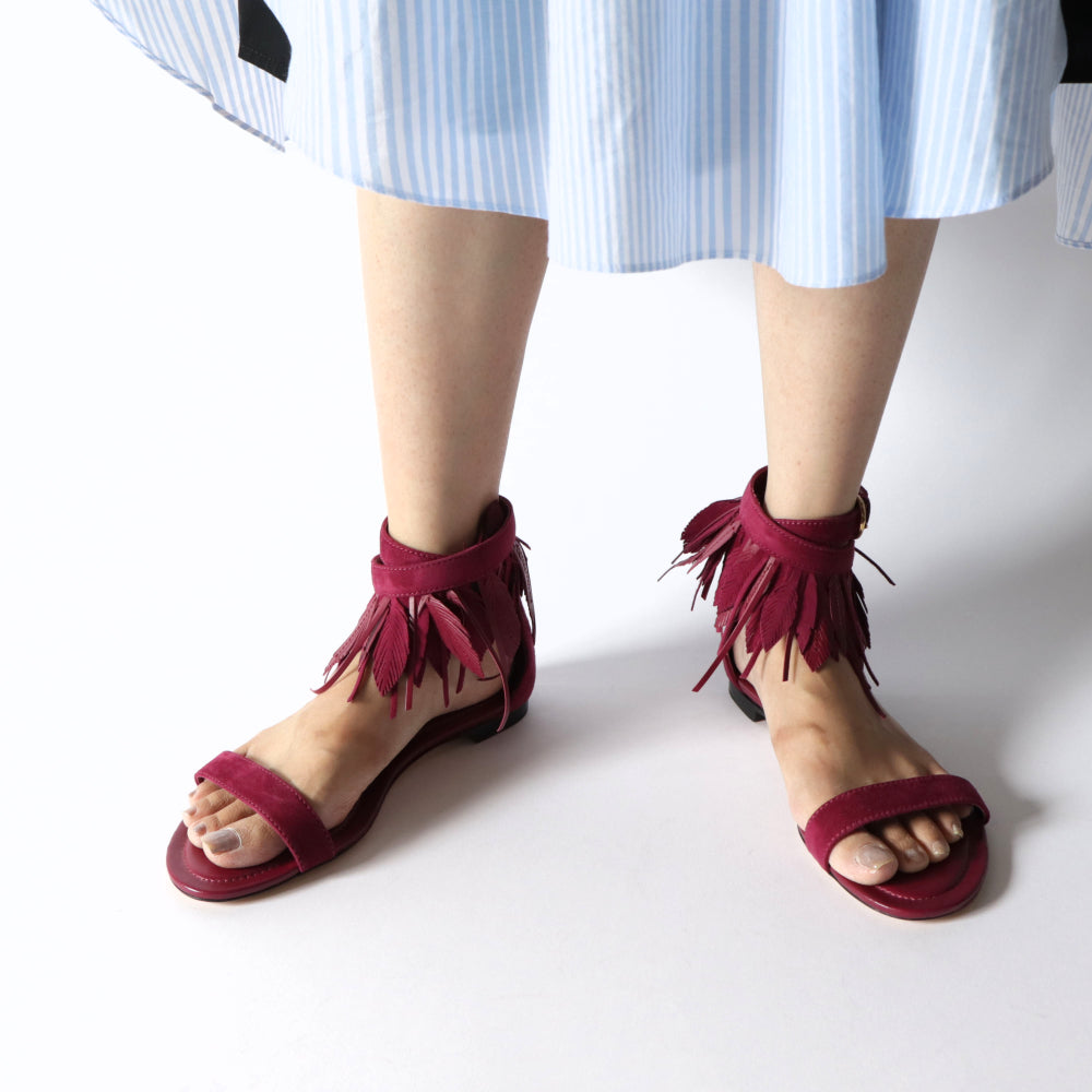 TOD’S フラットサンダル レッド スエード フリンジ付き