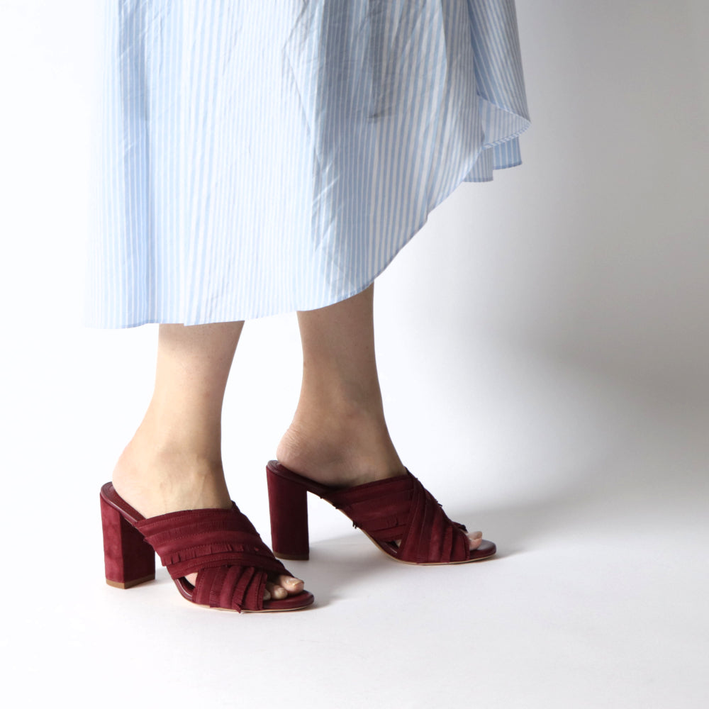 TOD’S サンダル ハイヒール ボルドー スエード フリンジ