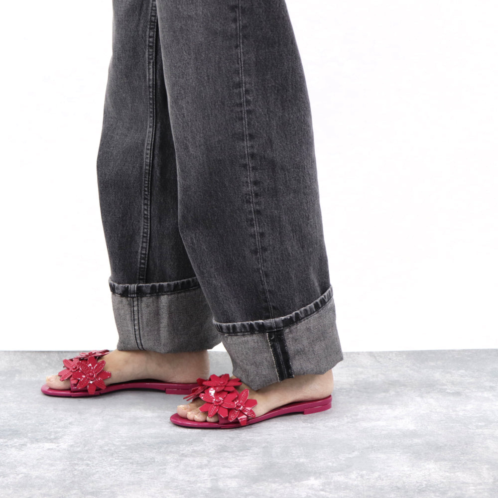TOD’S トッズ フラットサンダル ピンク ミュール フラワー パテント