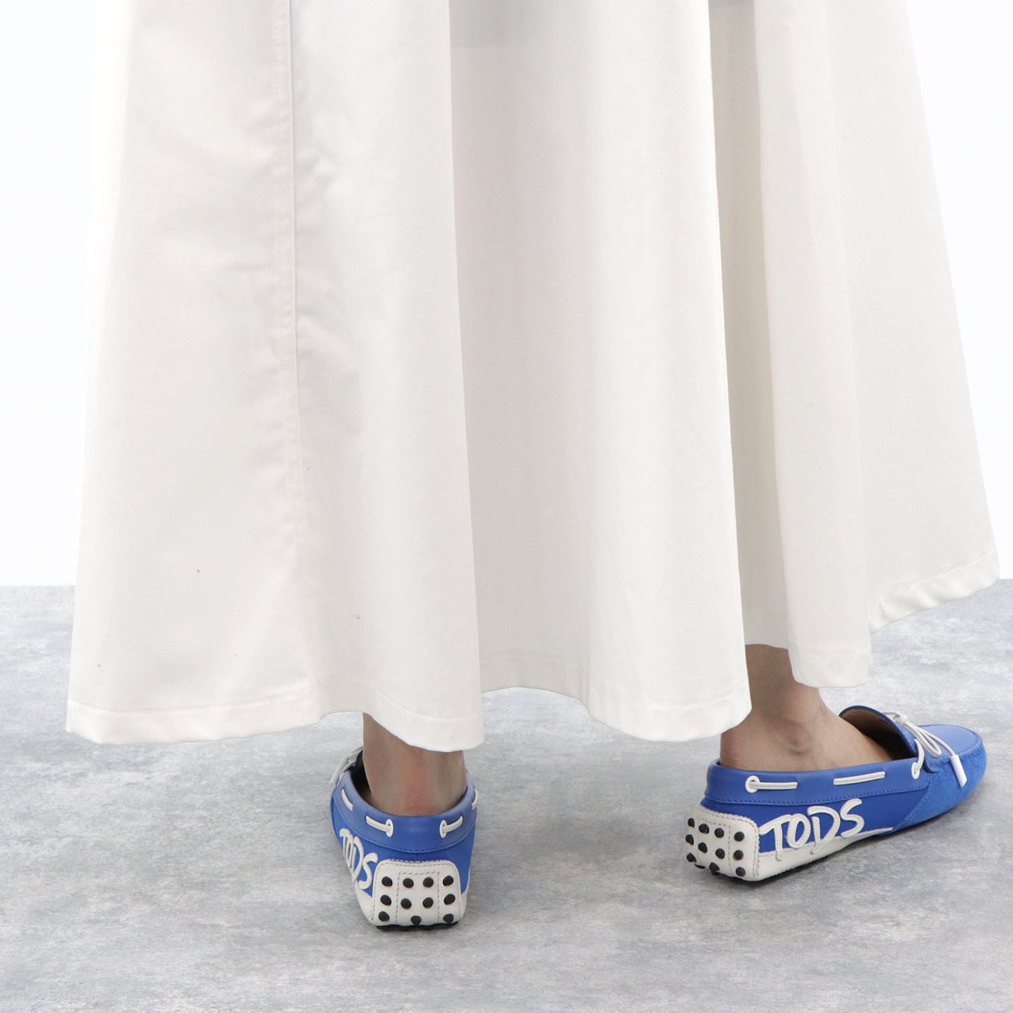 トッズ ドライビングシューズ XXW0FW0X900JAH ゴンミーニ