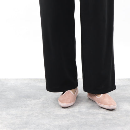 トッズ シューズ パンプス レディース ピンクベージュ レッド スエード ステッチ モカシン ドライビングシューズ ヒールなし XXW24B0AI70HR0