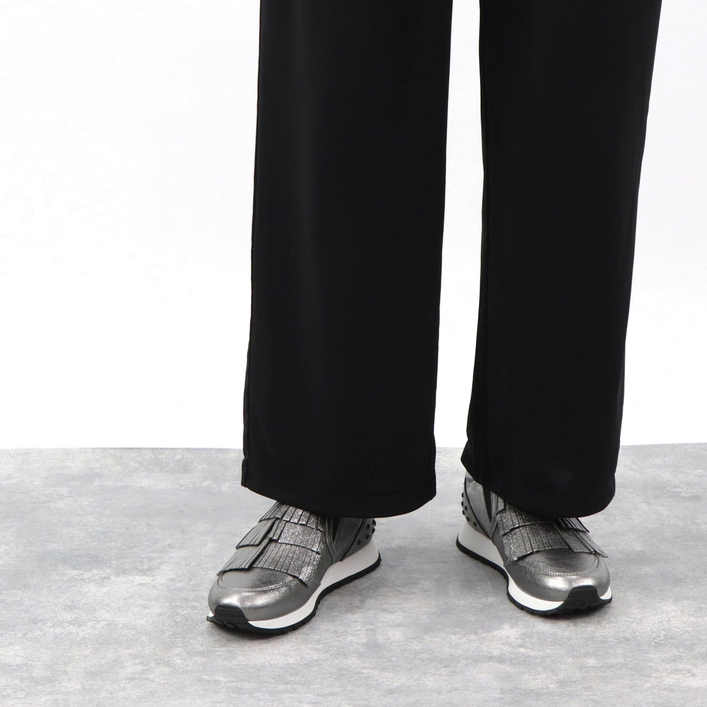 トッズ スニーカー XXW0YO0T29ZMEC スリッポン フリンジ