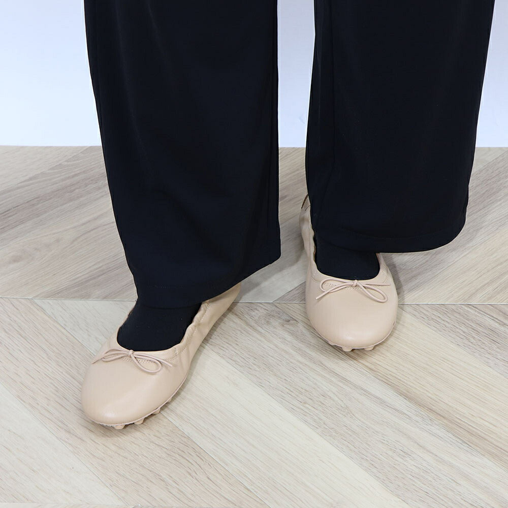 TOD'S ベージュ バレエシューズ リボン XXW76K0HD20SOM