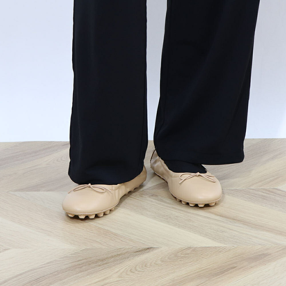 TOD'S ベージュ バレエシューズ リボン XXW76K0HD20SOM