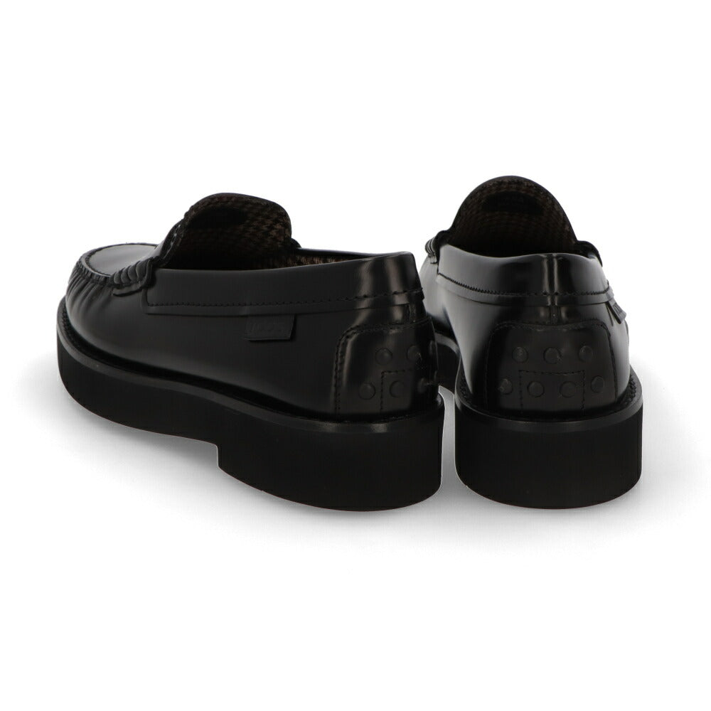TOD'S ブラック ローファー クラシック ロゴ入り XXM54K00641AKT