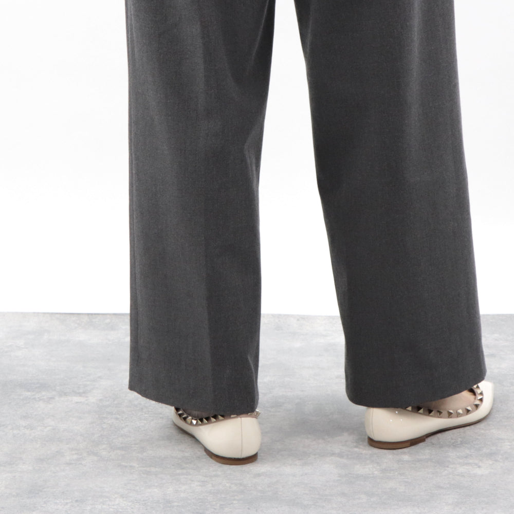 ヴァレンティノ パンプス ロックスタッズ バレリーナ