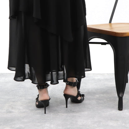 ヴァレンティノ パンプス ローマンスタッズ アンクルストラップ